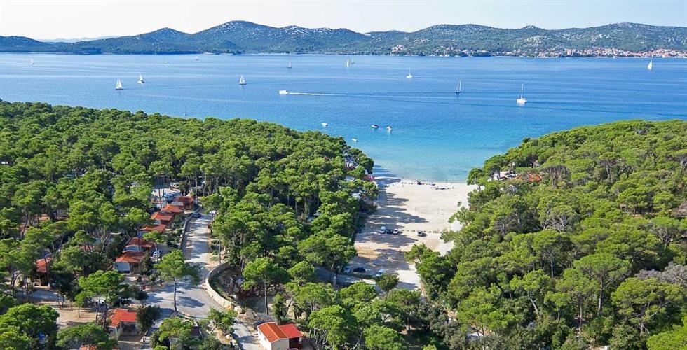 Mobile Home Cicibela Biograd Na Moru Exterior photo